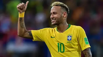 Neymar kontuzjowany, ale wciąż jedzie na mundial