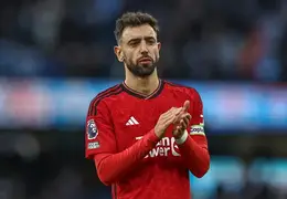 Bruno Fernandes pozostaje w Manchesterze United, odrzuca lukratywne oferty z Arabii Saudyjskiej