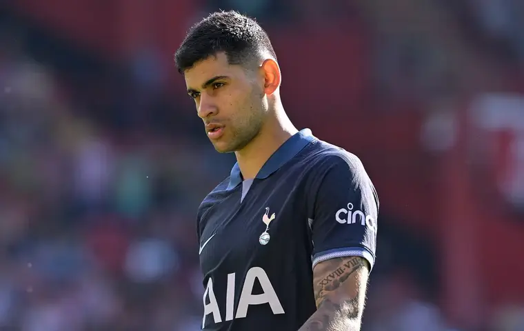 Cristian Romero rozważa odejście z Tottenhamu. Barcelona i Inter na horyzoncie